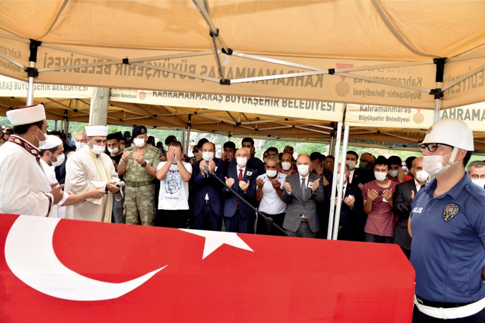 Şehit Polis Memuru Osman Gül Dualarla Ebediyete Uğurlandı 1