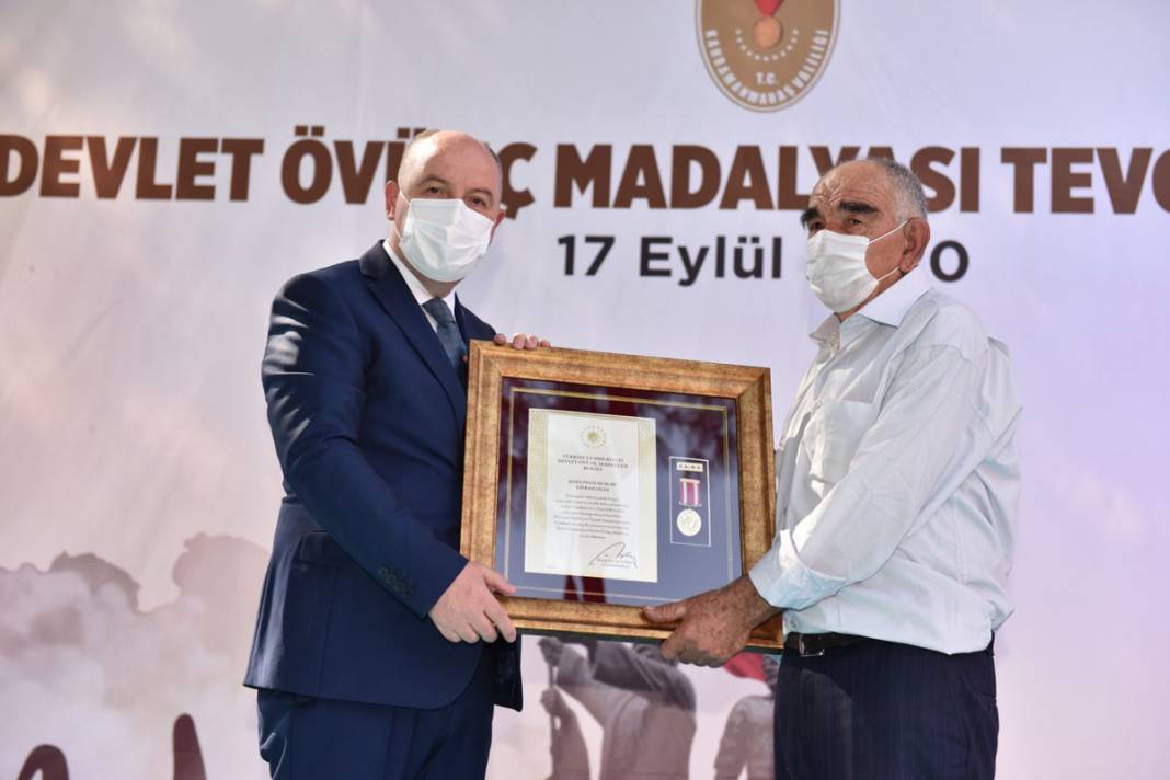 Şehit ailelerimiz ve gazilerimize devlet övünç madalyaları takdim edildi 15