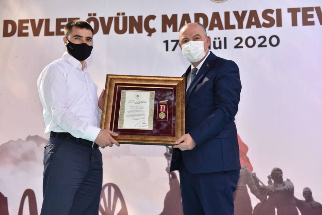 Şehit ailelerimiz ve gazilerimize devlet övünç madalyaları takdim edildi 18