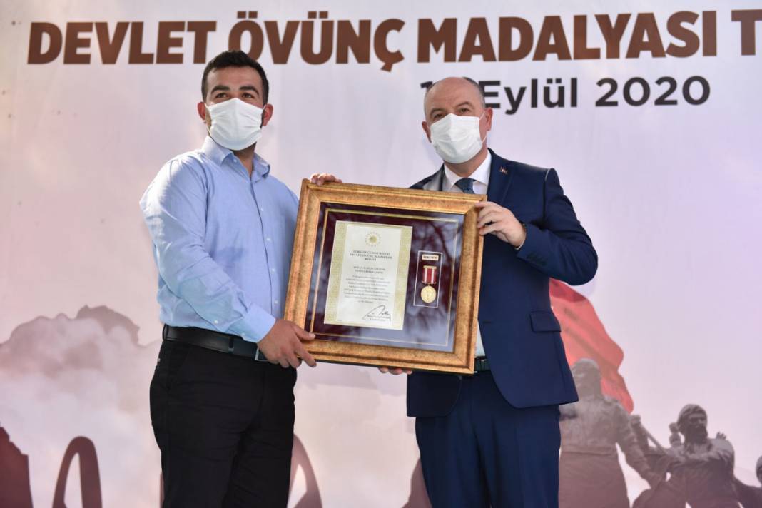 Şehit ailelerimiz ve gazilerimize devlet övünç madalyaları takdim edildi 20
