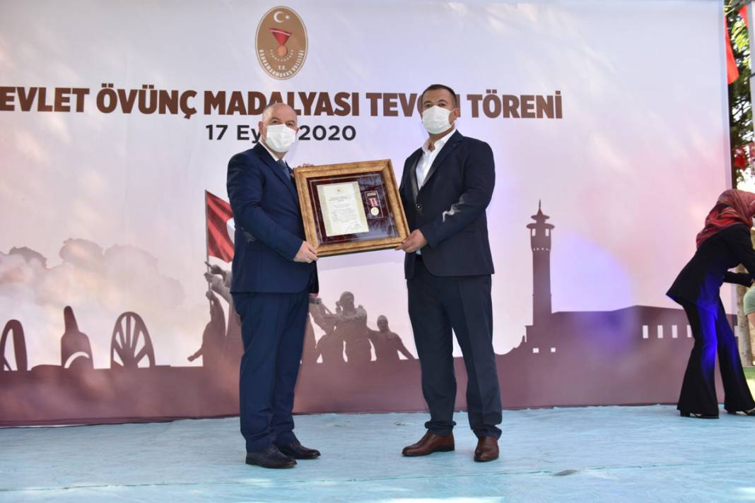 Şehit ailelerimiz ve gazilerimize devlet övünç madalyaları takdim edildi 24