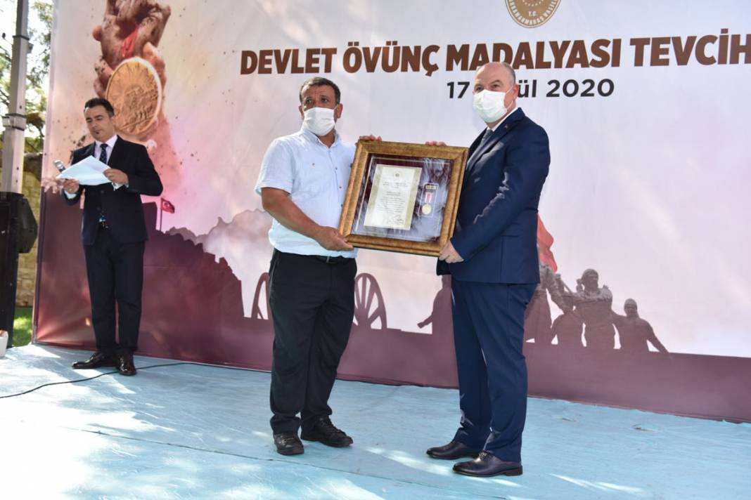 Şehit ailelerimiz ve gazilerimize devlet övünç madalyaları takdim edildi 8