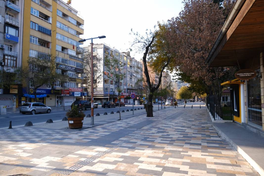 Kahramanmaraş’ta koronavirüsün fotoğraflara yansıması 16