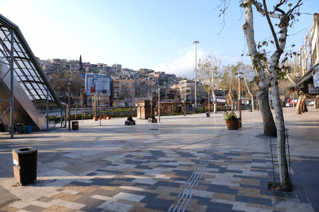 Kahramanmaraş’ta koronavirüsün fotoğraflara yansıması 17