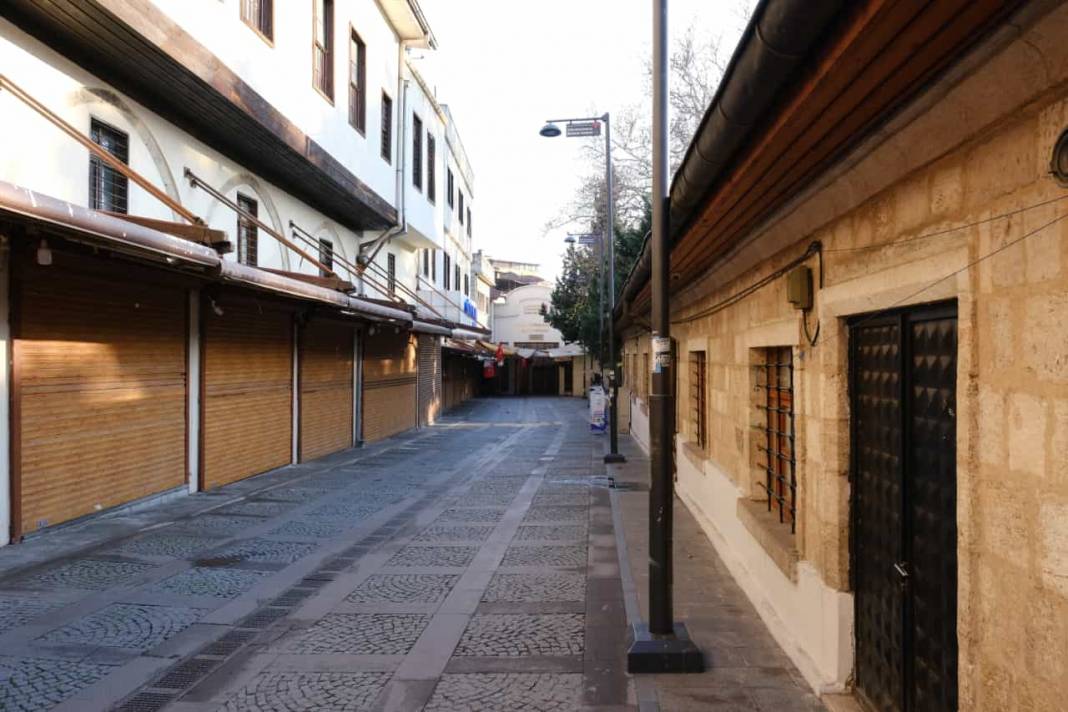 Kahramanmaraş’ta koronavirüsün fotoğraflara yansıması 7