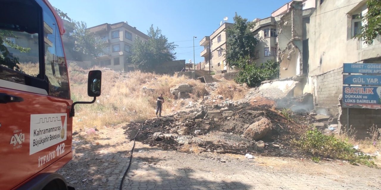 Çocukların oyunu mahalleyi yakıyordu