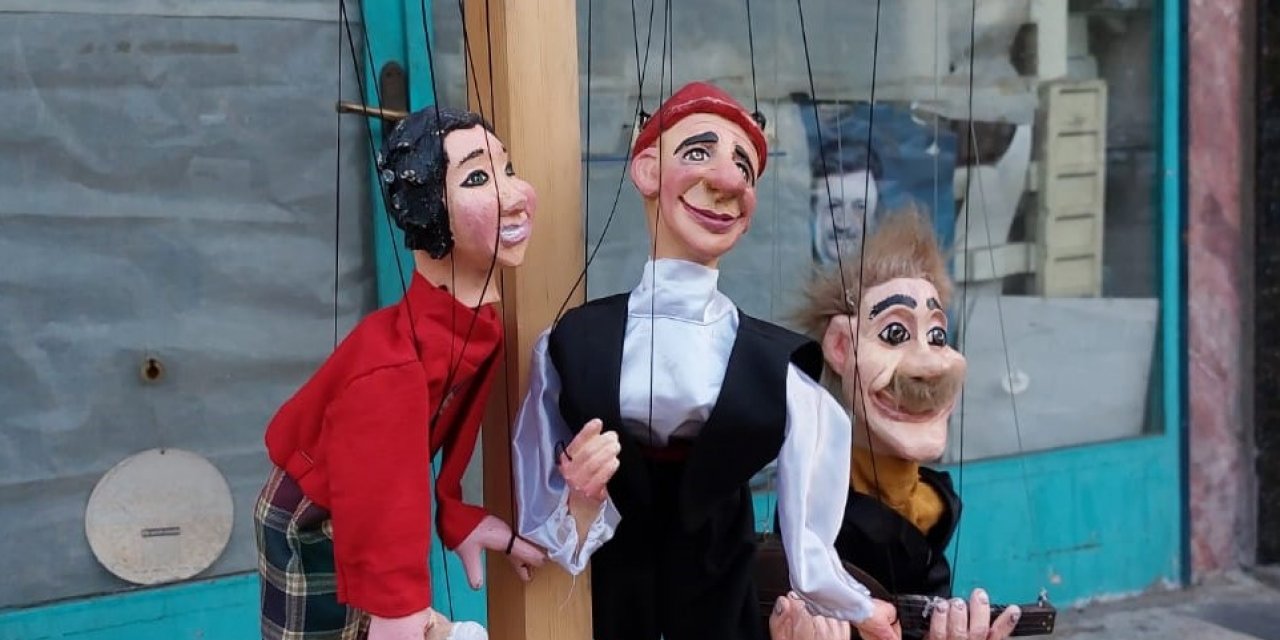 Kahramanmaraş’ta kukla gösterisi eğlendirdi
