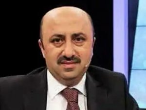 İlahiyatçı-Yazar Ömer Döngeloğlu Korona virüs nedeniyle hayatını kaybetti