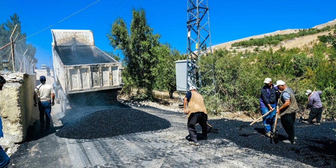 Pınarbaşı Kandıl Bölgesinde asfalt çalışmaları sürüyor