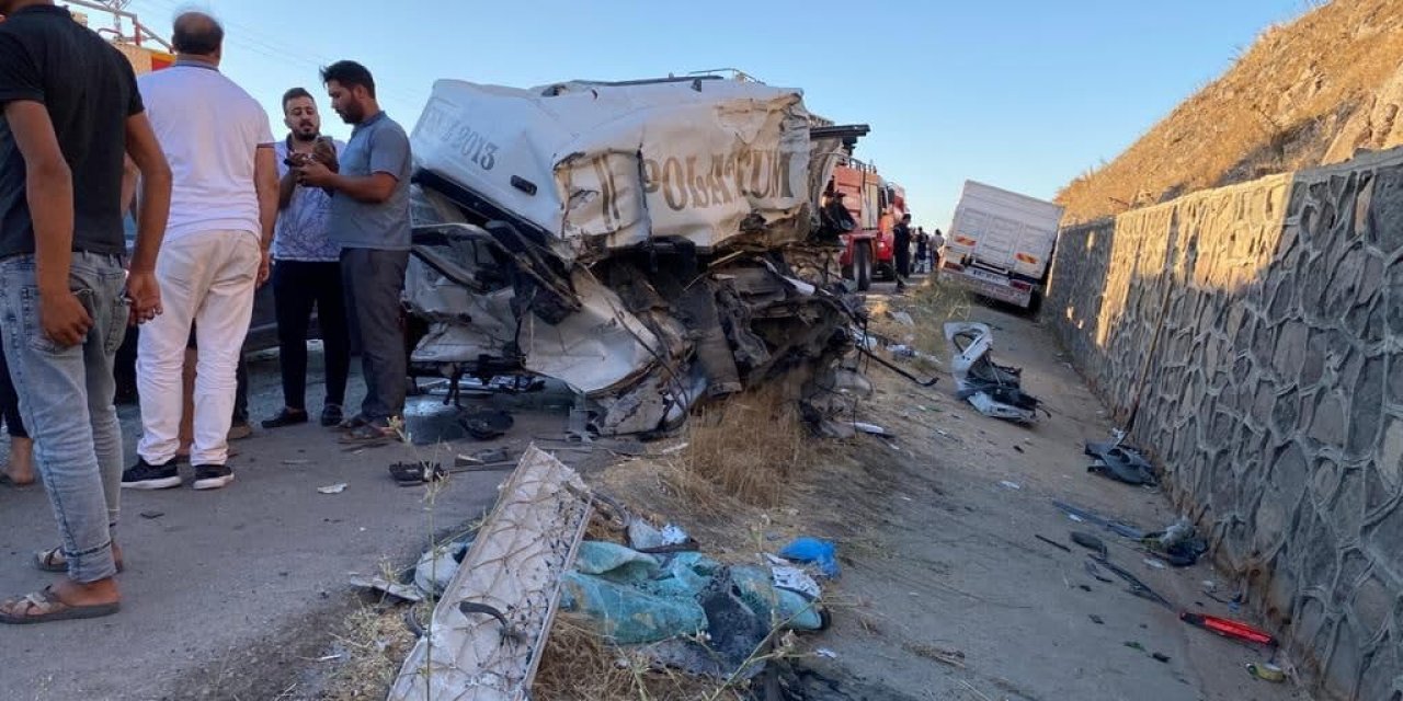 Kahramanmaraş’ta zincirleme kaza: 1 ağır 4 yaralı 