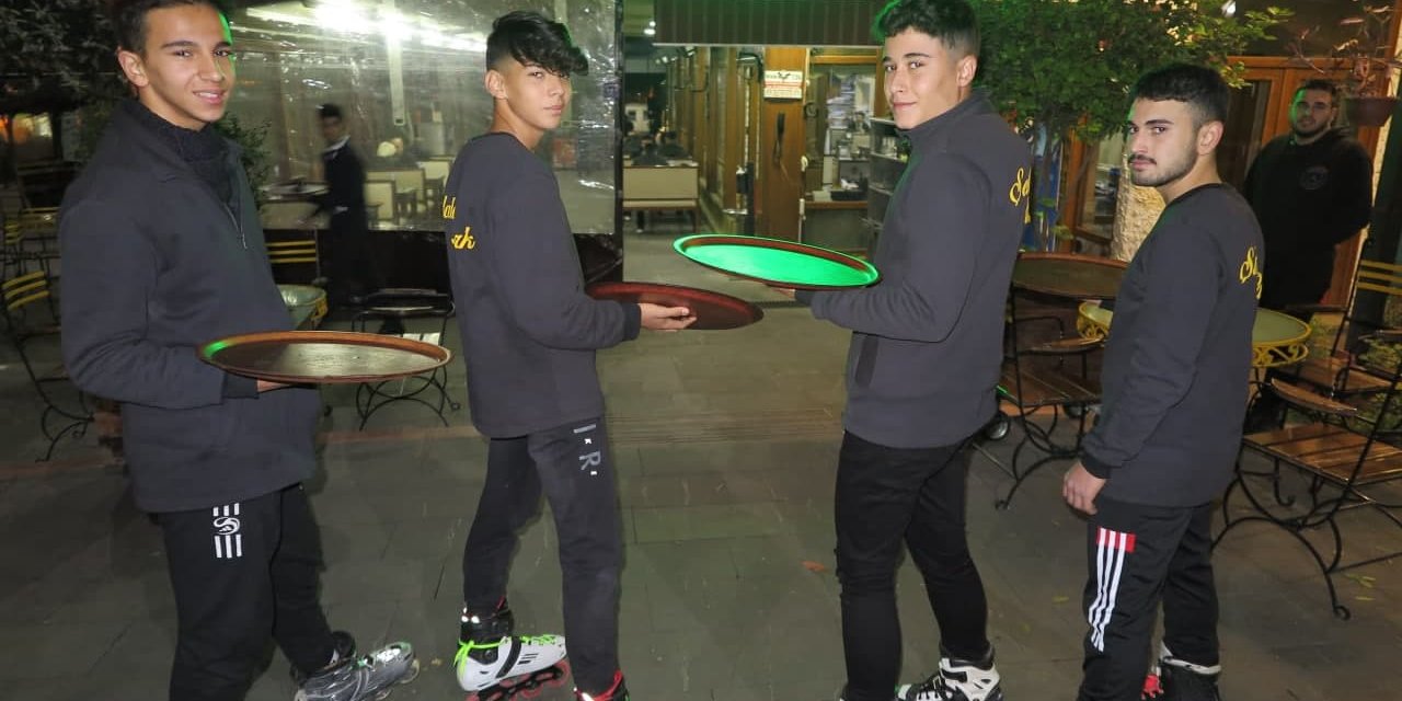 Kahramanmaraş’ta patenli servis şaşırttı 