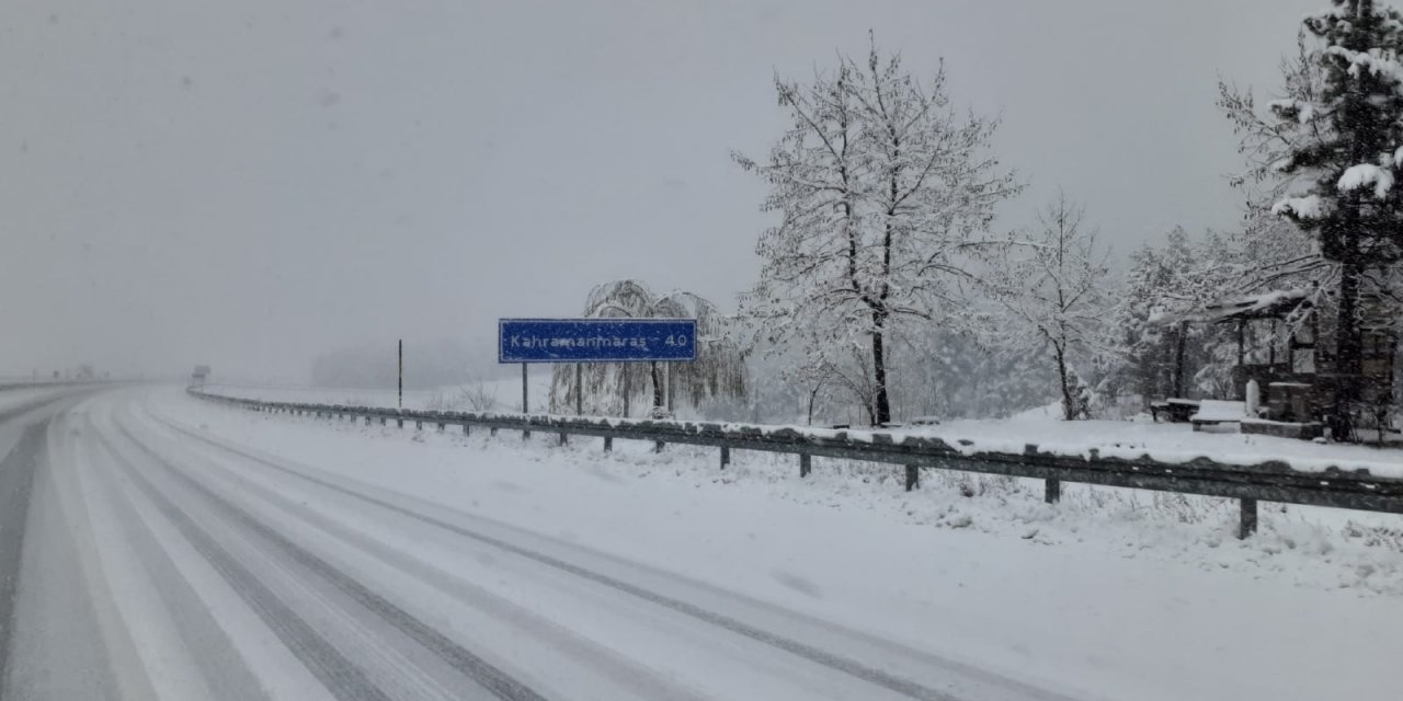 Kahramanmaraş’a beklenen kar geldi