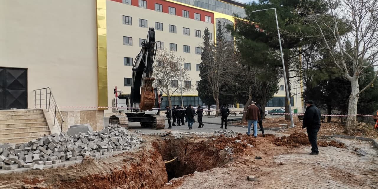 Kahramanmaraş’ta göçük altına kalan işçi ağır yaralandı 