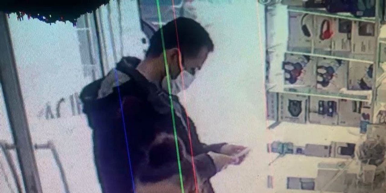 Çaldığı telefonu satmak isterken yakalandı 