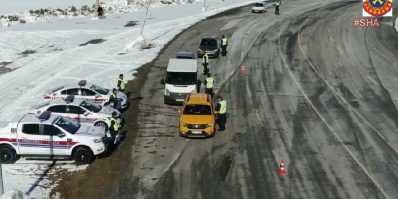 Kahramanmaraş’ta jandarma havadan denetledi 