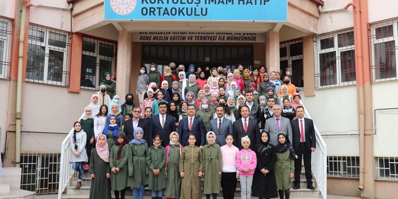 Kahraman’dan 8.Sınıf Ortak Sınavları Ziyareti