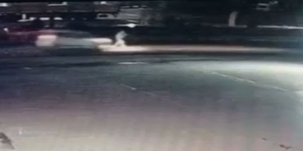 Yolun karşısına geçmek isterken canından oldu 