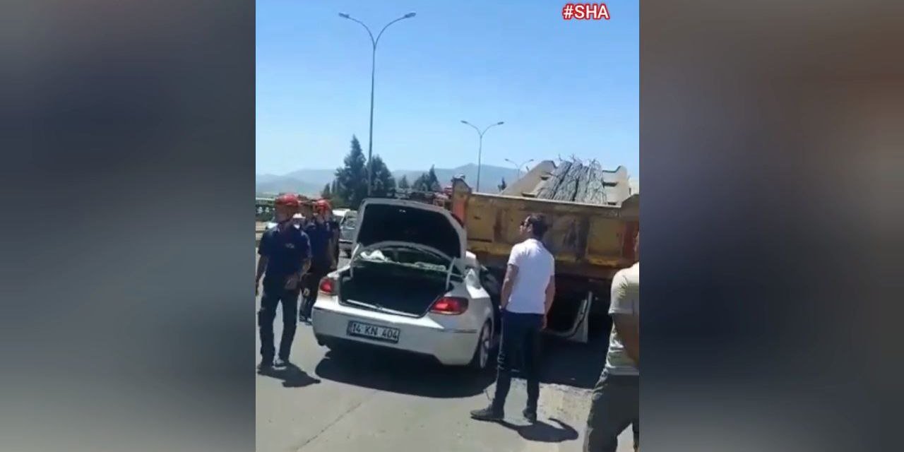 Kahramanmaraş’ta otomobil kamyona arkadan çarptı: 3 yaralı 