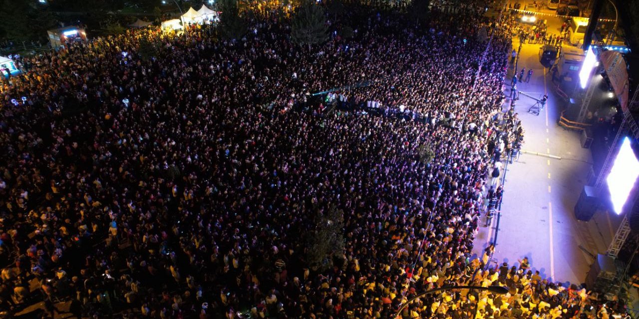 Elbistan Festivalinde Koray Avcı rüzgarı  