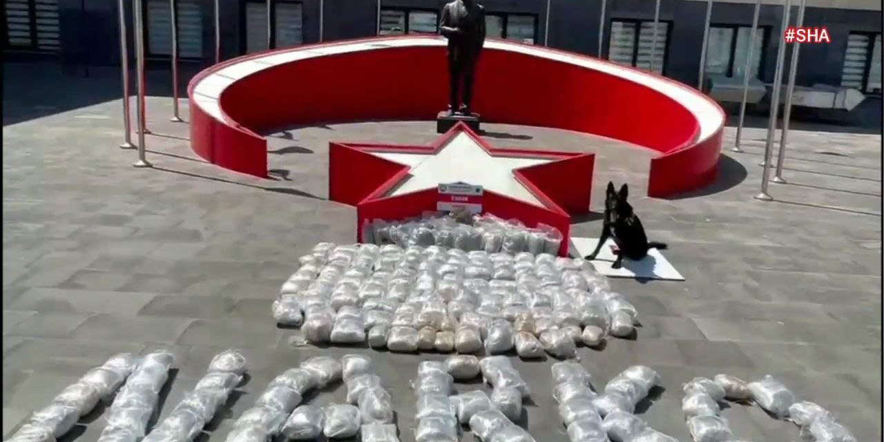 Nakliye aracında 117 kilogram esrar ele geçirdi  