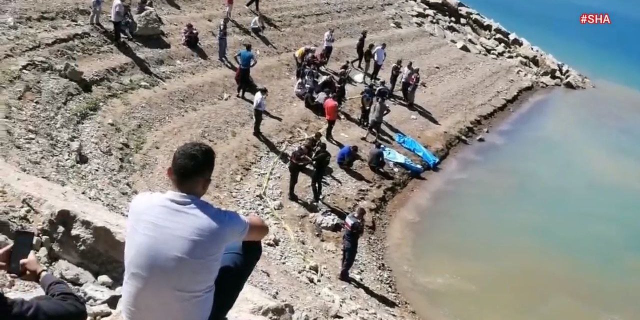 Suya düşen ablalarını kurtarmak isteyen 2 kardeş hayatını kaybetti  