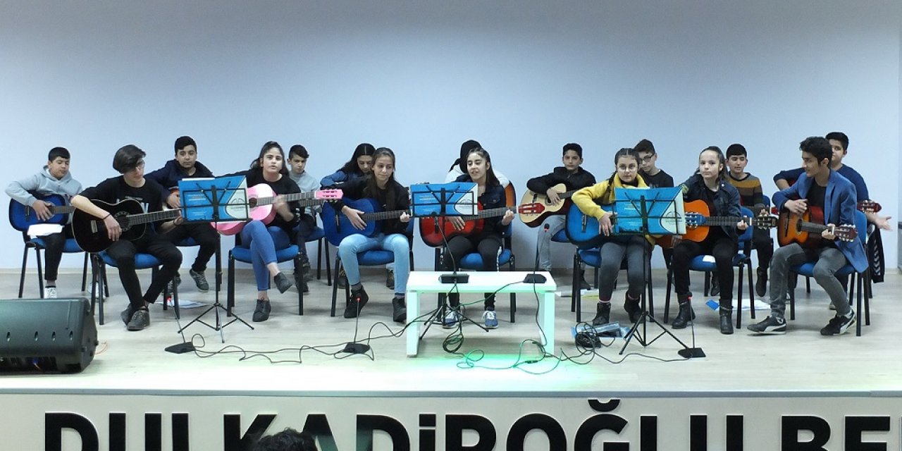 Yaz Tatilinde Gençlerin Gözdesi Gençlik Merkezi Oldu