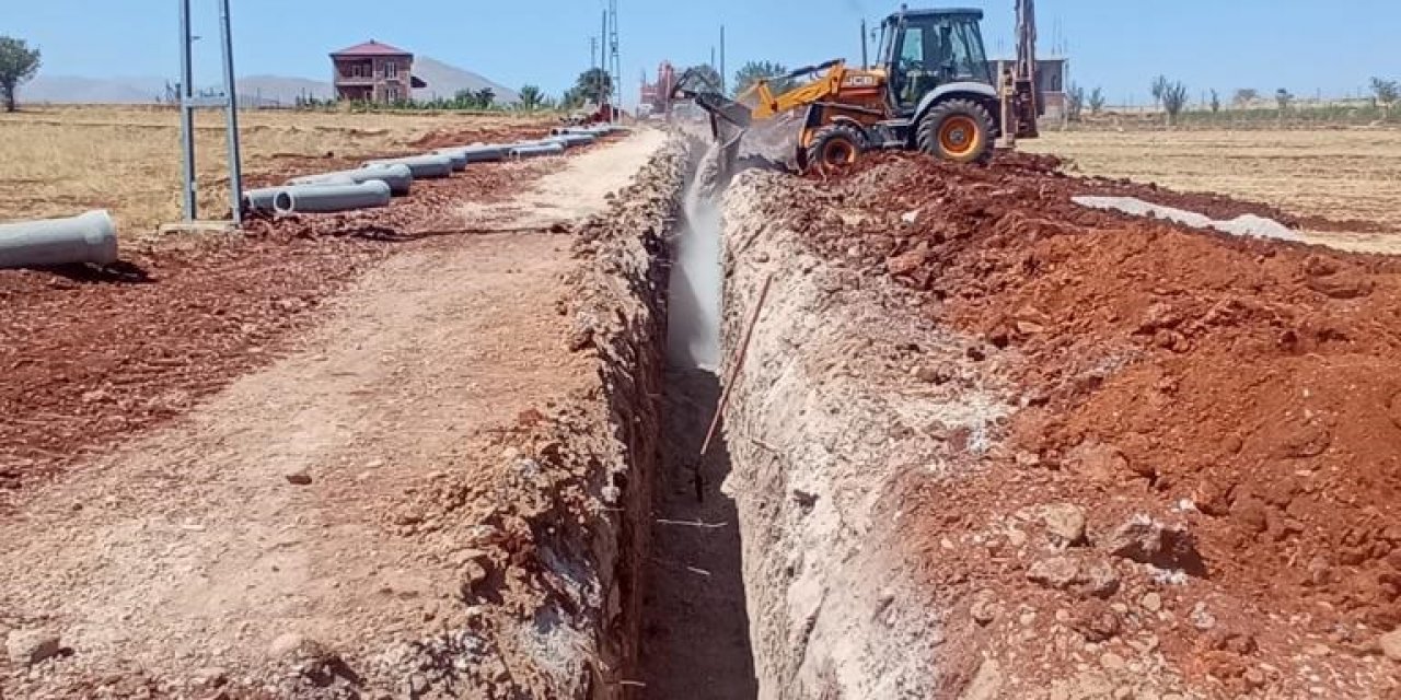 Dört İlçede Kanalizasyon Hattı Çalışmaları Başladı