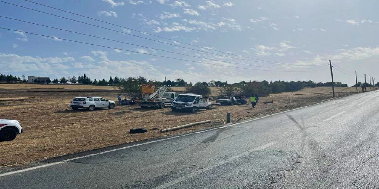 Kahramanmaraş’ta otomobil elektrik direğine çarptı: 1 yaralı