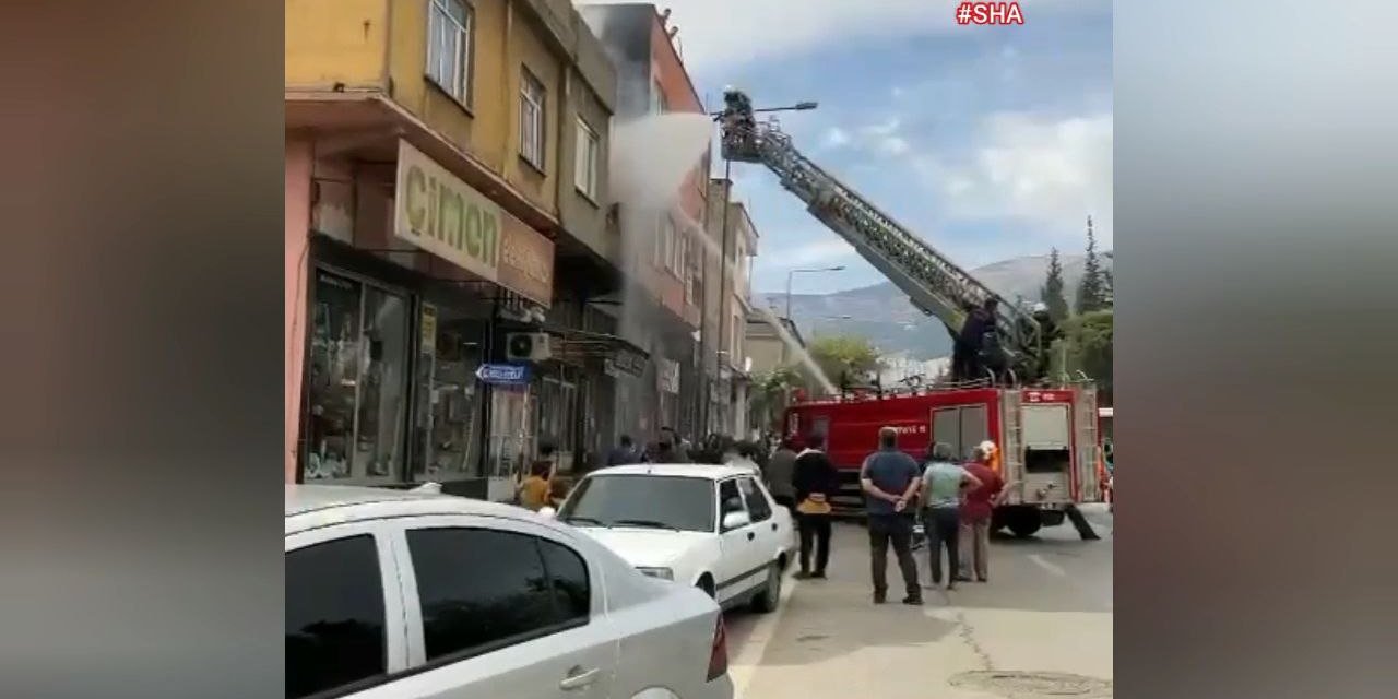 Kahramanmaraş’ta ikamet yangını 