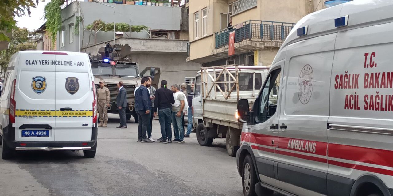 Kahramanmaraş’ta polis ekiplerine saldırı: 3 polis yaralı 1 saldırgan etkisiz hale getirildi  