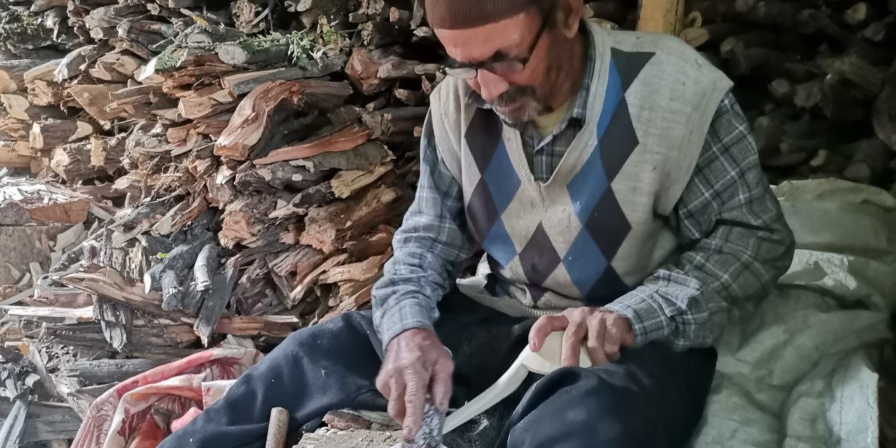 Kahramanmaraş’ta emeğinin karşılığını 40 yıldır kaşıkla topluyor 