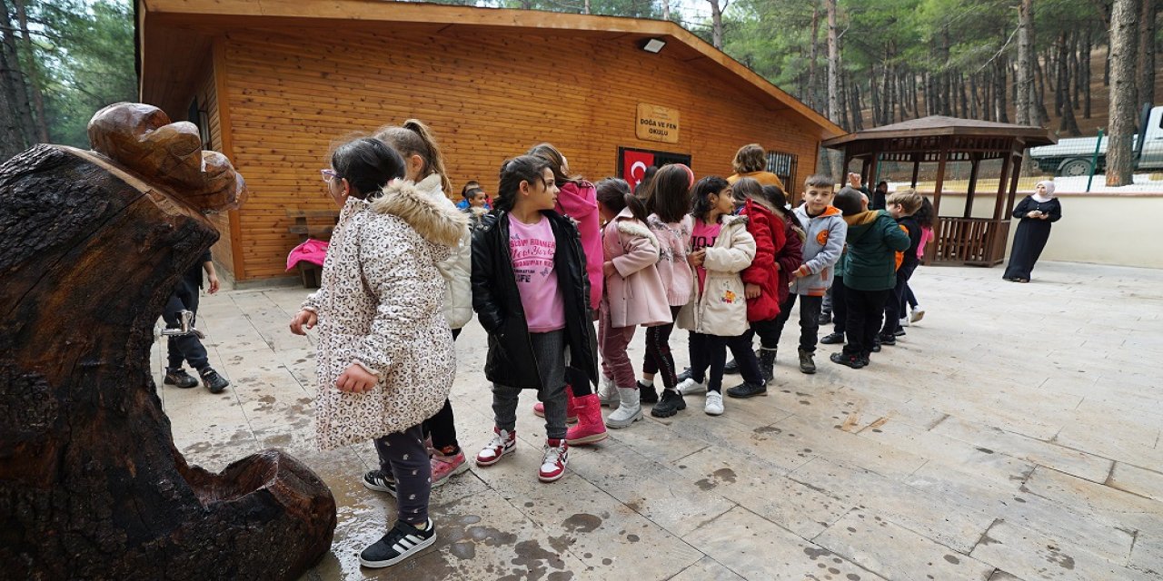 Doğa ve Fen Okulu İlk Misafirlerini Ağırladı
