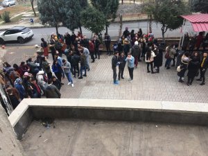 Öğrenciler Çürük Dedi Derse Girmedi
