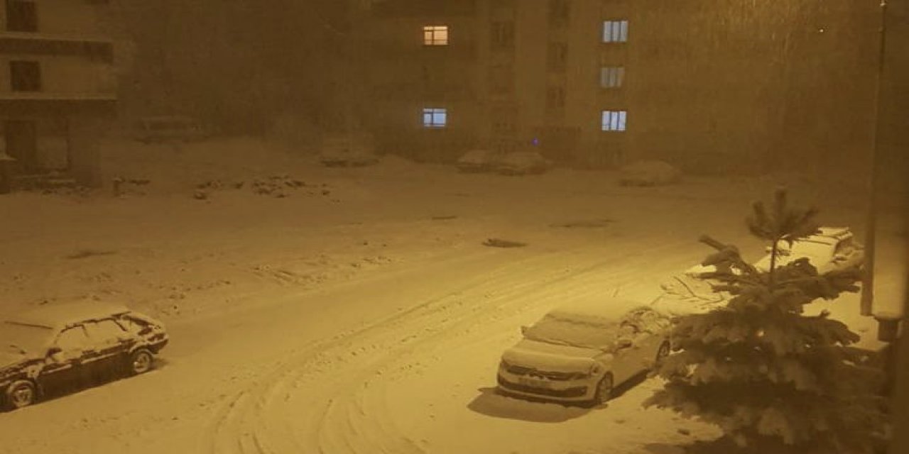 Kahramanmaraş’ın kuzey ilçelerinde kar yağışı başladı  