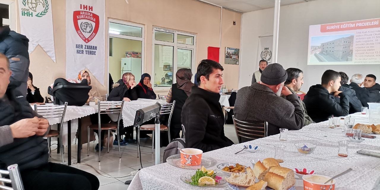 Kahramanmaraş İHH'dan yetimleri sevindirme toplantısı