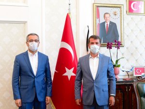 Başkan, Türkoğlu’nu Ziyaret Etti