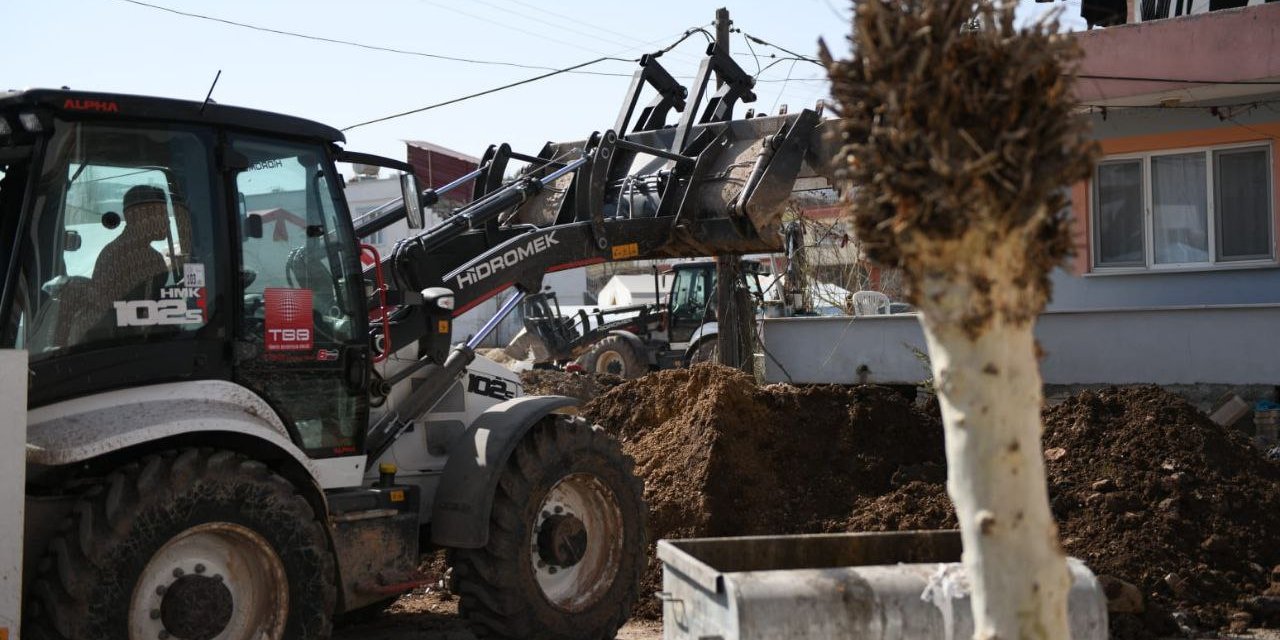 Türkiye Belediyeler Birliği depremden etkilenen belediyelerin yaralarını sarıyor