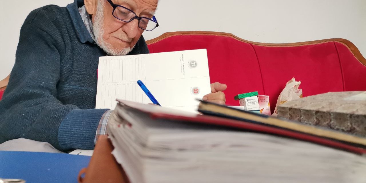 Kahramanmaraş’ta 65 yıldır tuttuğu günlüğünün en acı sayfalarını dolduruyor  