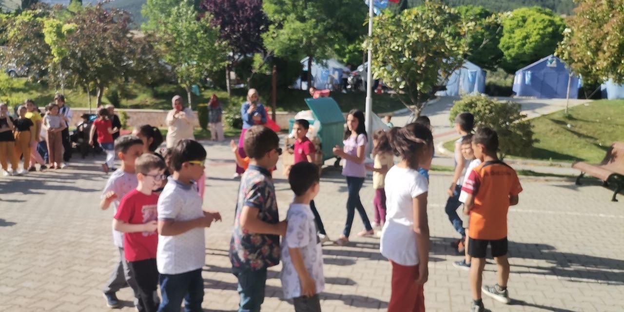 Kahramanmaraş’ta çocuklar gönüllerince eğlendi 
