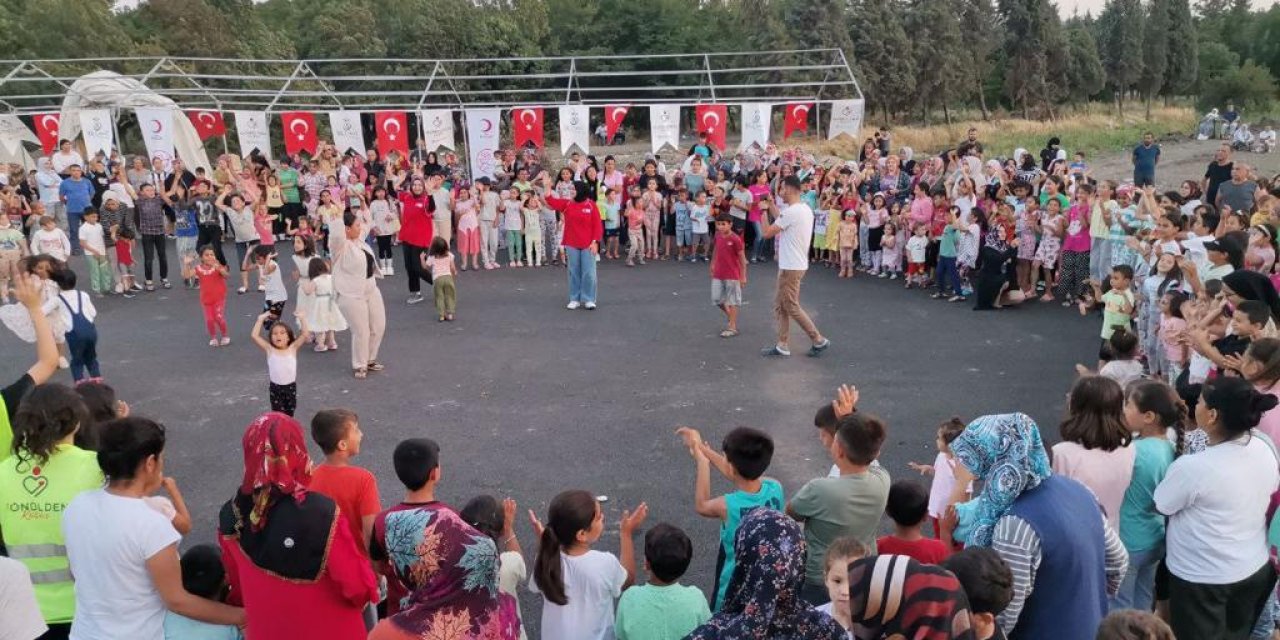 Depremzede çocuklara özel eğlence 