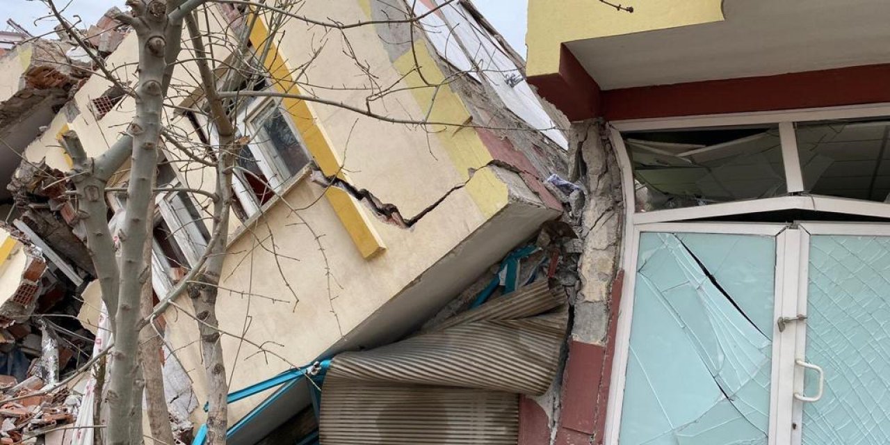 Sağlam işyeri yıkılan esnaf isyan etti 