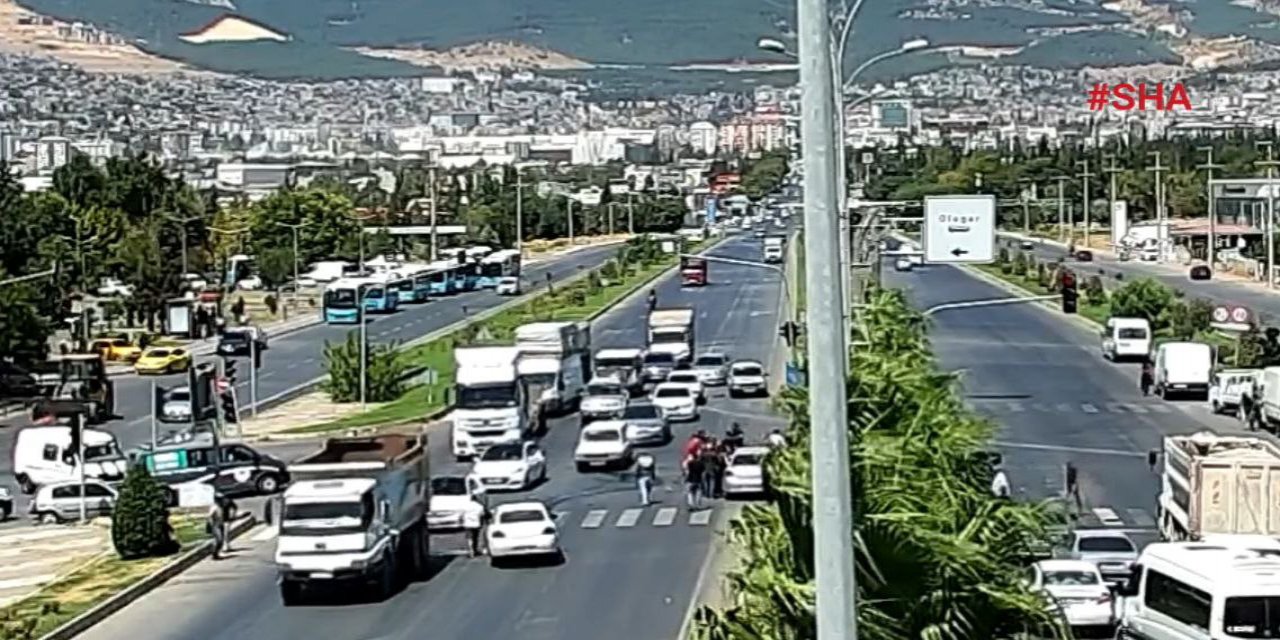 Kahramanmaraş’ta trafik kazası kamerada 