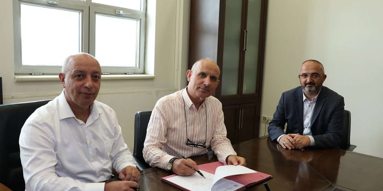 KİÜ Ve Büyükşehir Belediyesi Arasında İşbirliği Protokolü