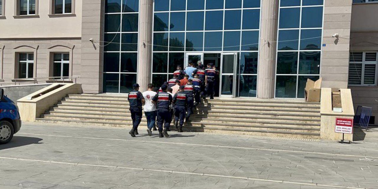 Kahramanmaraş’ta çalıştıkları kurumu soydular 