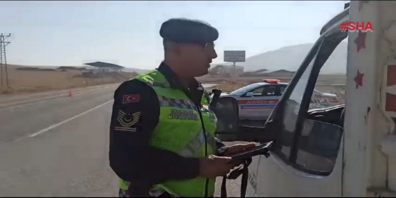 Kahramanmaraş jandarmadan trafik denetimi  