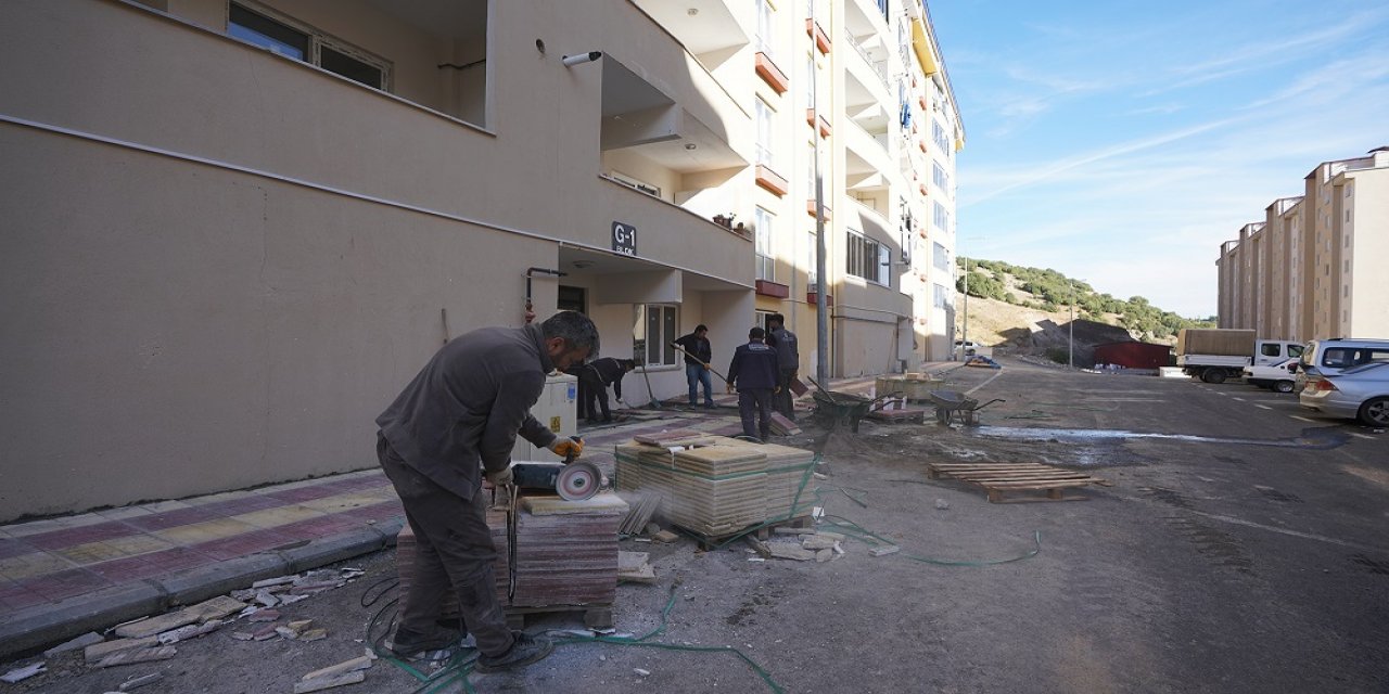 Yıldızevler’de Çevre düzenlemesi de bitiyor…