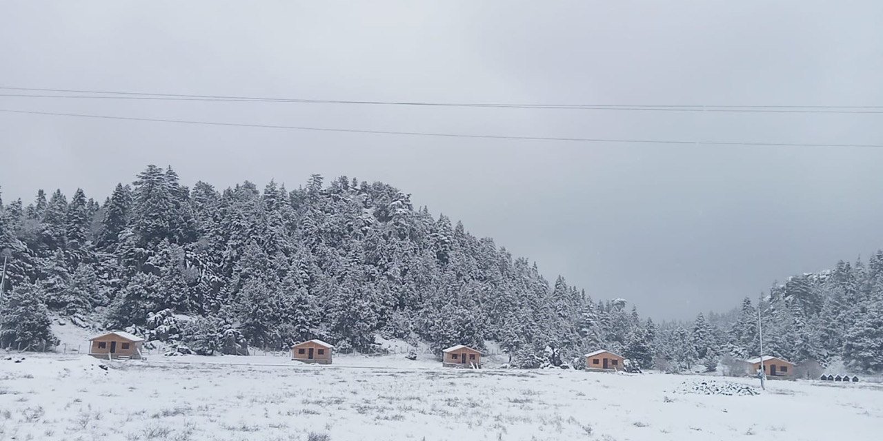 Andırın beyaza büründü 