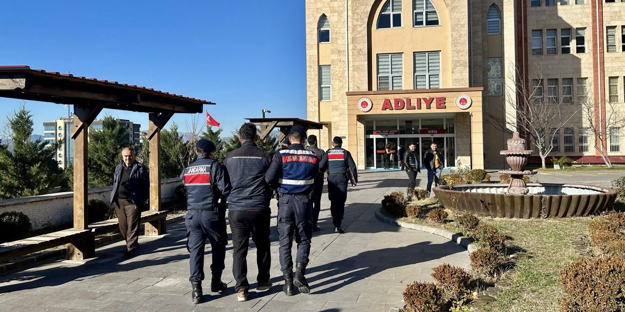 Saklandılar kaçamadılar!