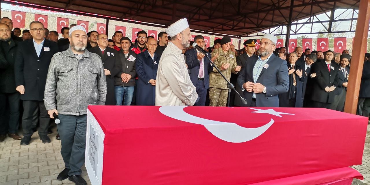 Kahramanmaraşlı şehit Müslüm Özdemir son yolculuğuna uğurlandı 