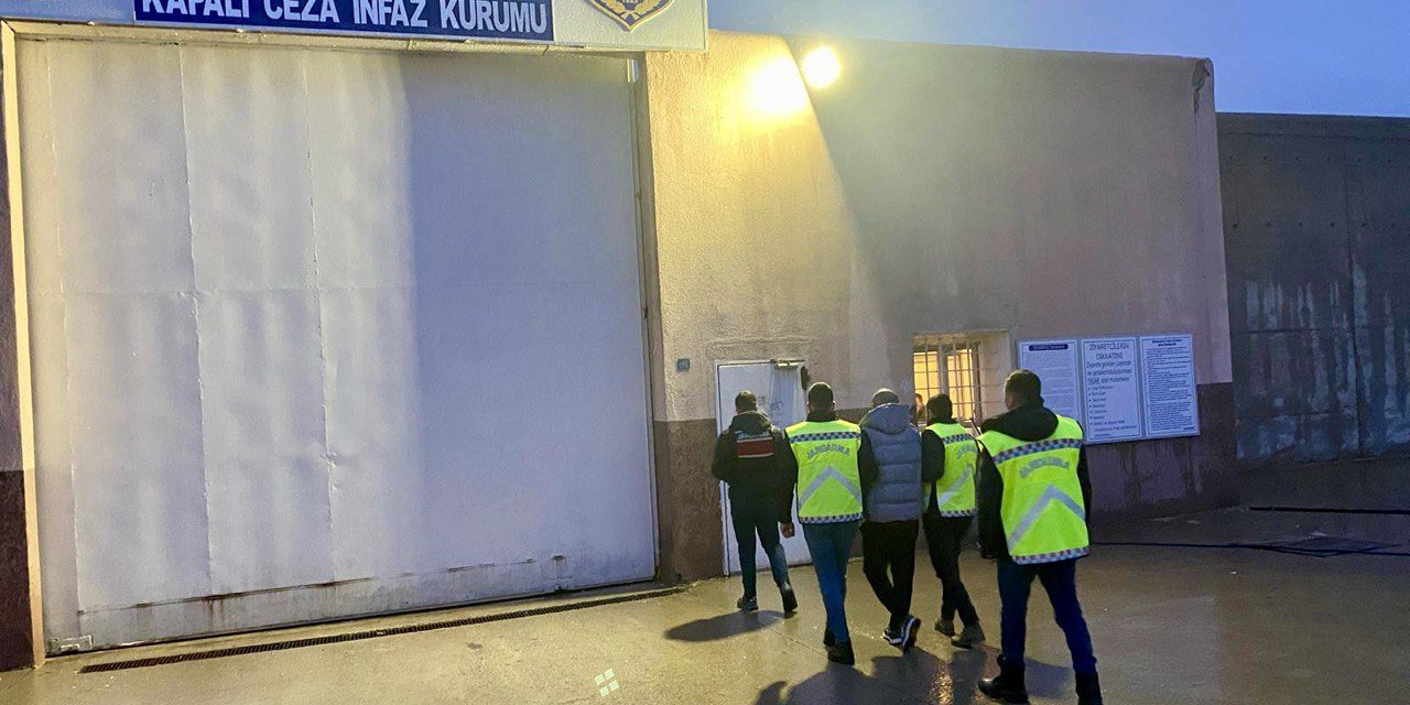 Suç makinesi cezaevi firarisi yakalandı